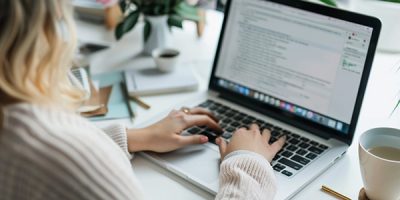 email_laptop_contact